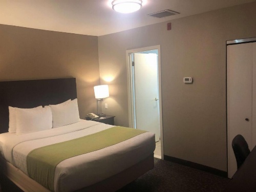 Best Western Fort Lee image 10